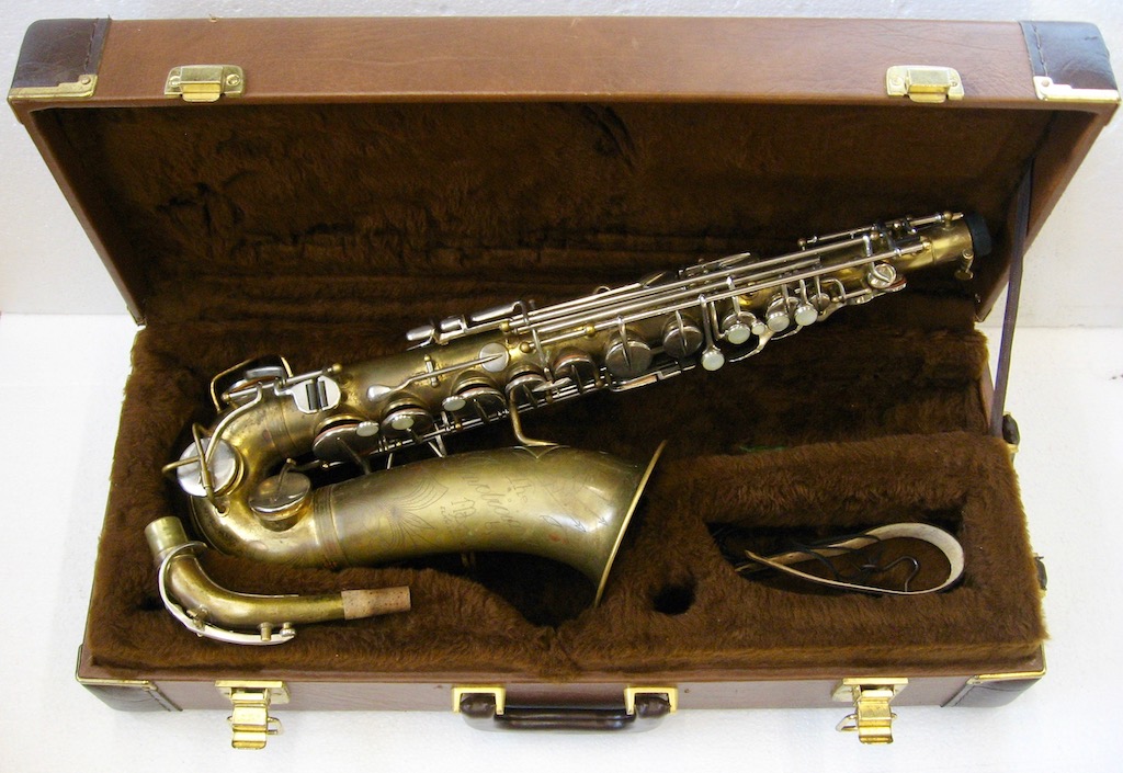 The Indiana by Martin Alt Saxophon Bj.: ca. 1950 The Indiana by Martin Alt Saxophon Bj.: ca. 1950